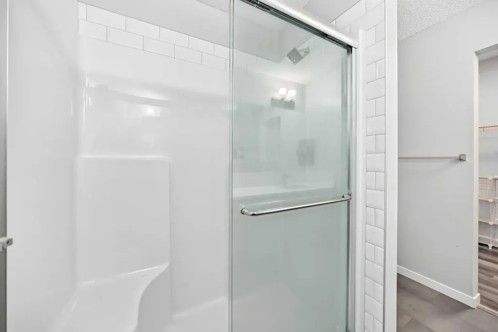 33 Carringham Gate NW Calgary AB T3P 2H6