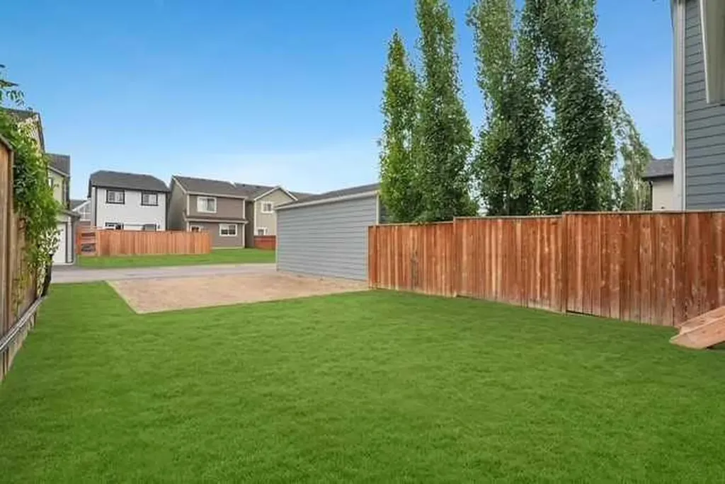 111 Masters Link SE Calgary AB T3M 2N2