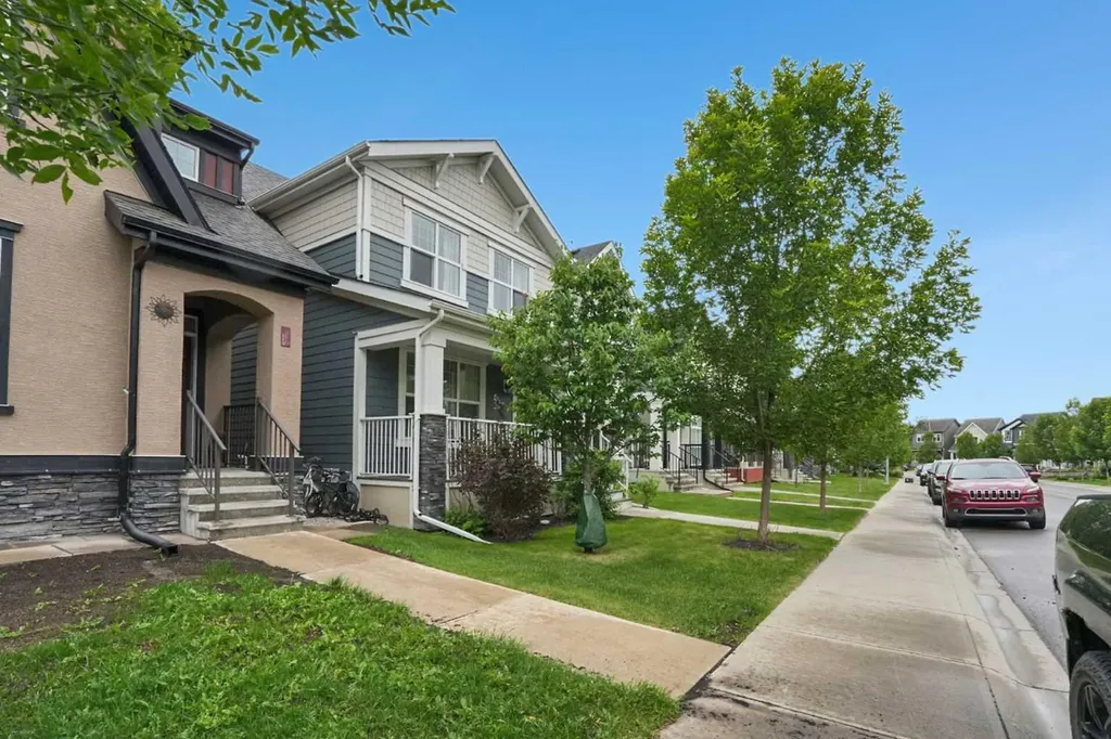 111 Masters Link SE Calgary AB T3M 2N2