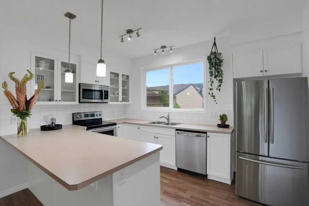 111 Masters Link SE Calgary AB T3M 2N2