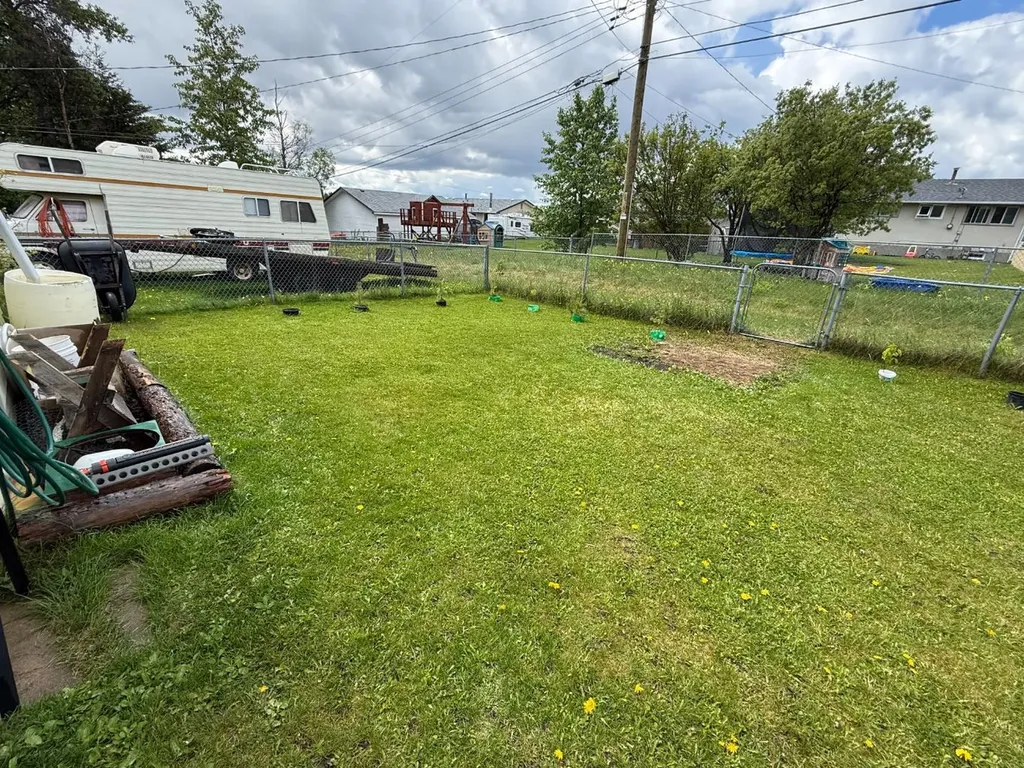 5428 Moosehorn Avenue Swan Hills AB T0G 2C0