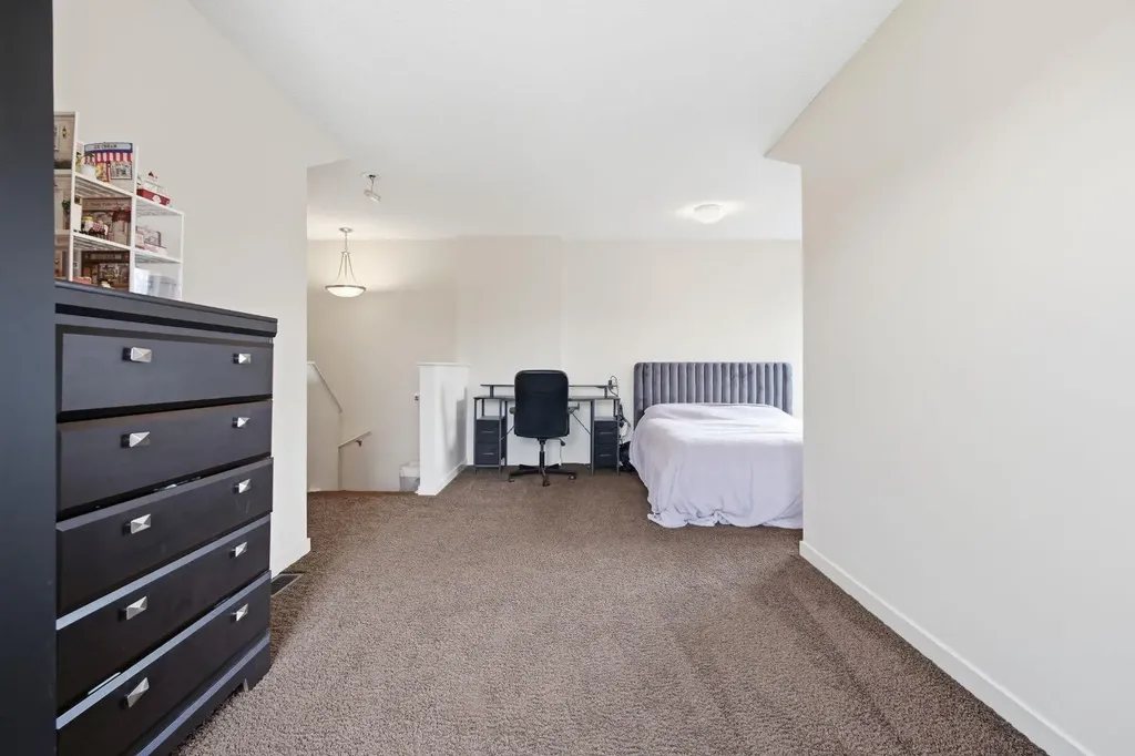 10 Auburn Bay Avenue SE Calgary AB T3M 0P7