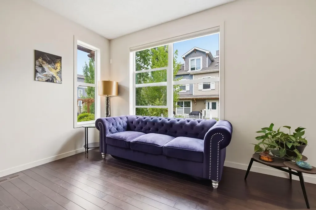 10 Auburn Bay Avenue SE Calgary AB T3M 0P7