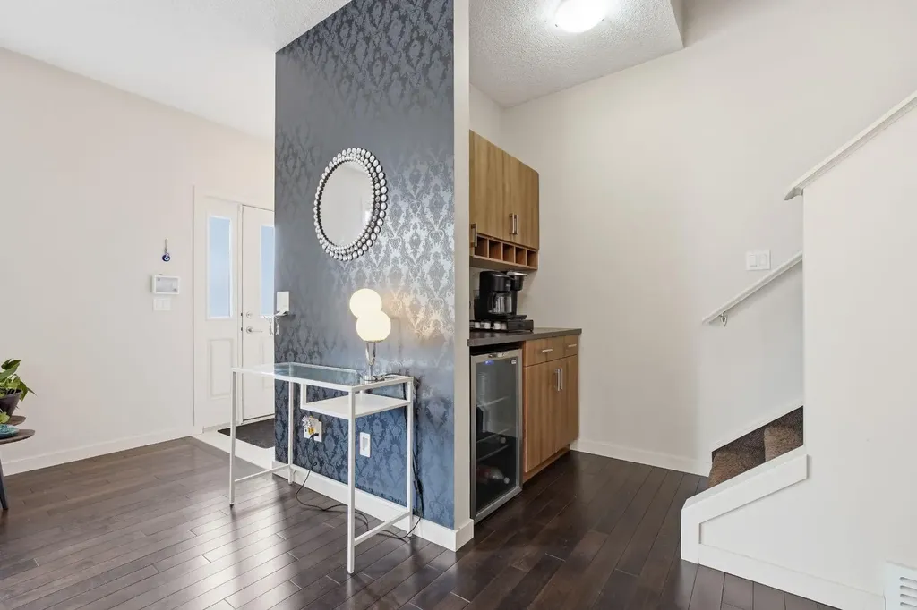 10 Auburn Bay Avenue SE Calgary AB T3M 0P7