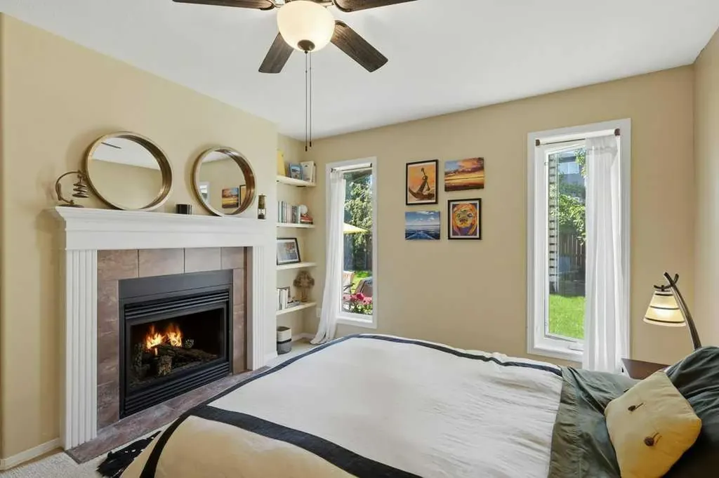 23 Lakeland Road Sylvan Lake AB T4S 0A3