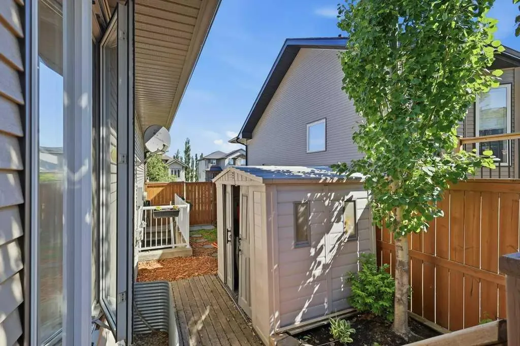 23 Lakeland Road Sylvan Lake AB T4S 0A3