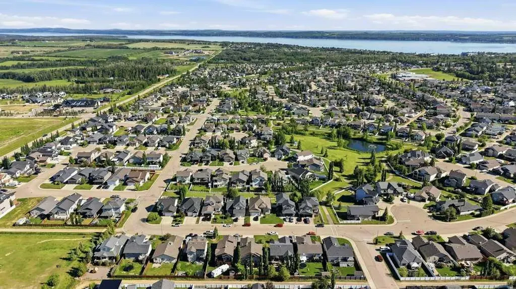 23 Lakeland Road Sylvan Lake AB T4S 0A3