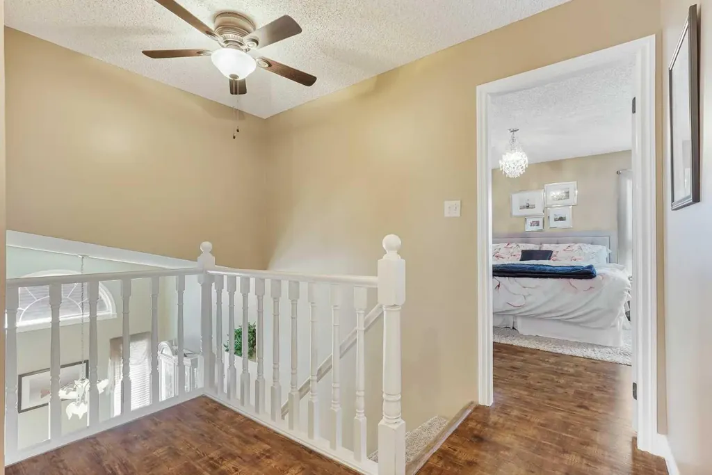 82 Sherwood Boulevard W Lethbridge AB T1K 6E9