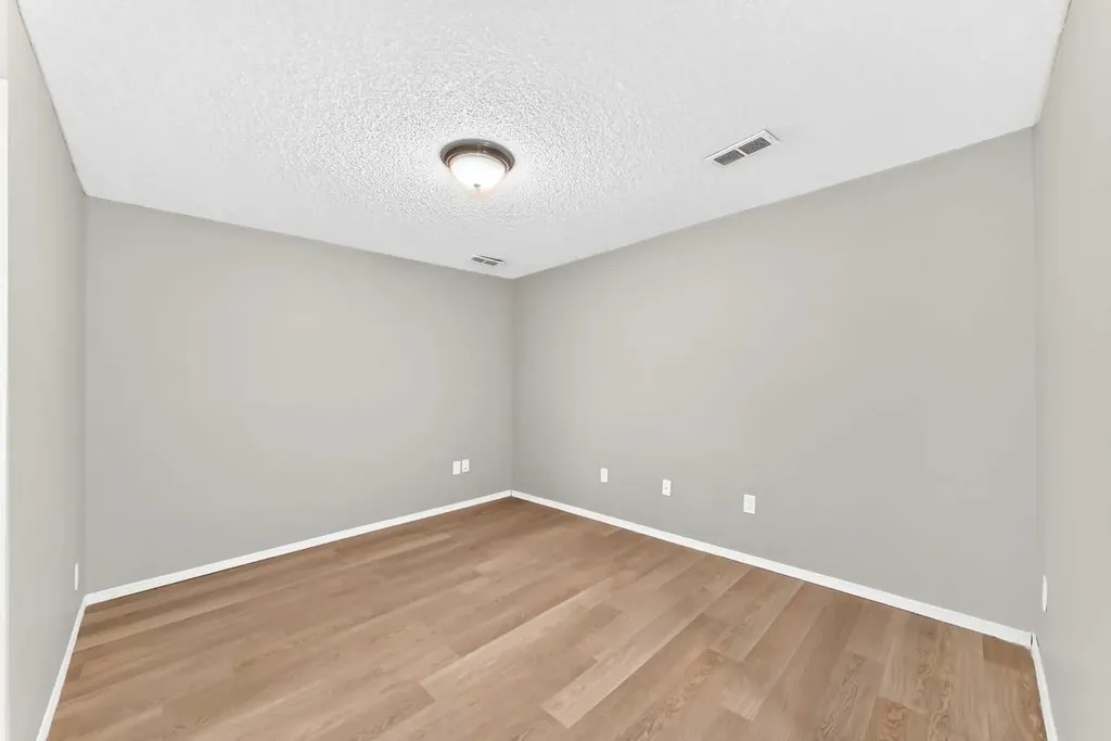 171 Erin Woods Drive SE Calgary AB T2B 2V7