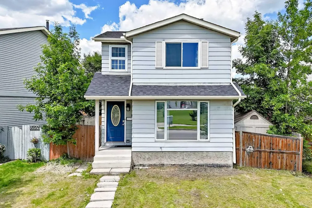 171 Erin Woods Drive SE Calgary AB T2B 2V7