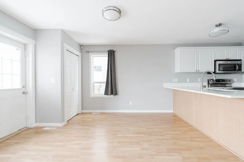 124 Fox Crescent Fort Mcmurray AB T9K 0C2