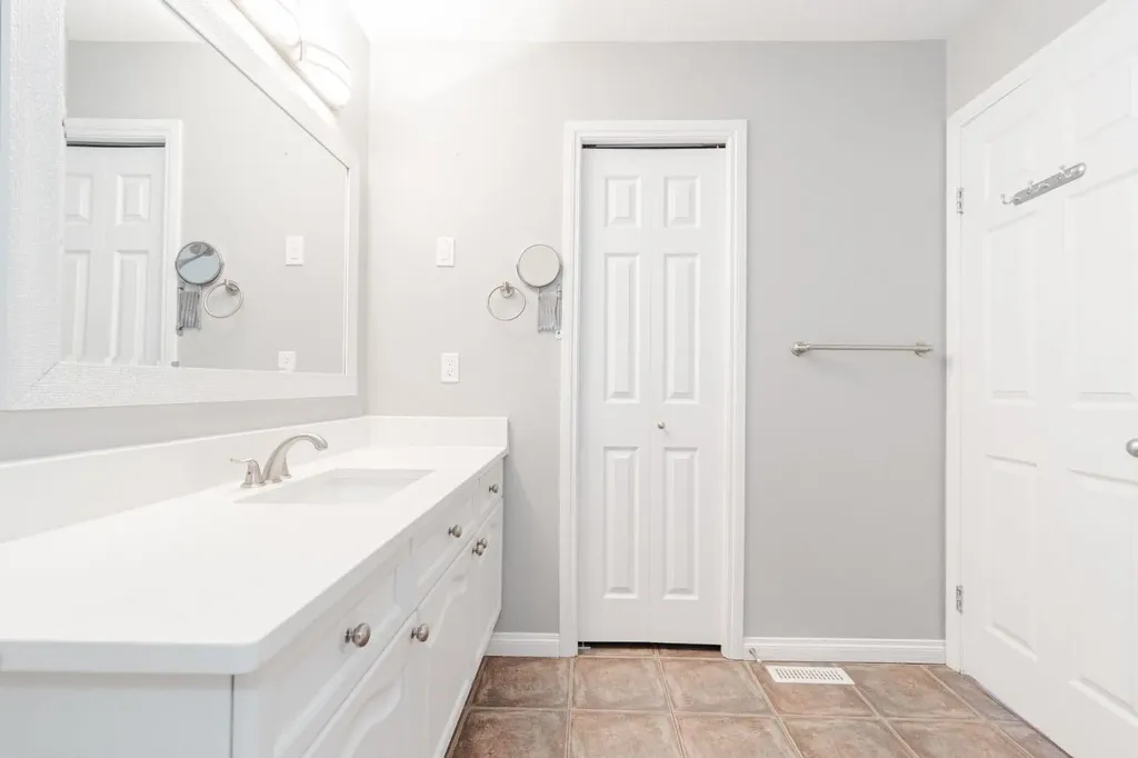 124 Fox Crescent Fort Mcmurray AB T9K 0C2