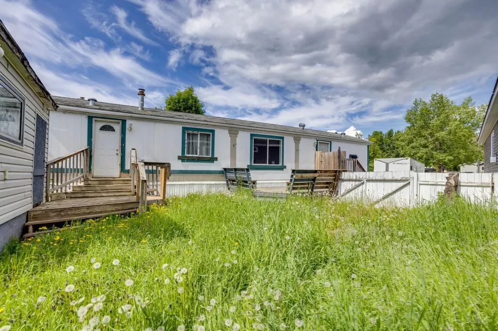 144 Grecian Place Fort Mcmurray AB T9H 2N1