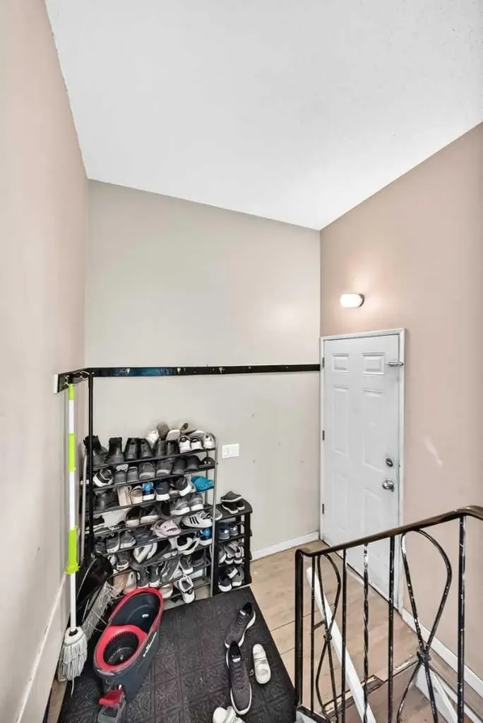 311 72 Avenue NE Calgary AB T2K 0P1