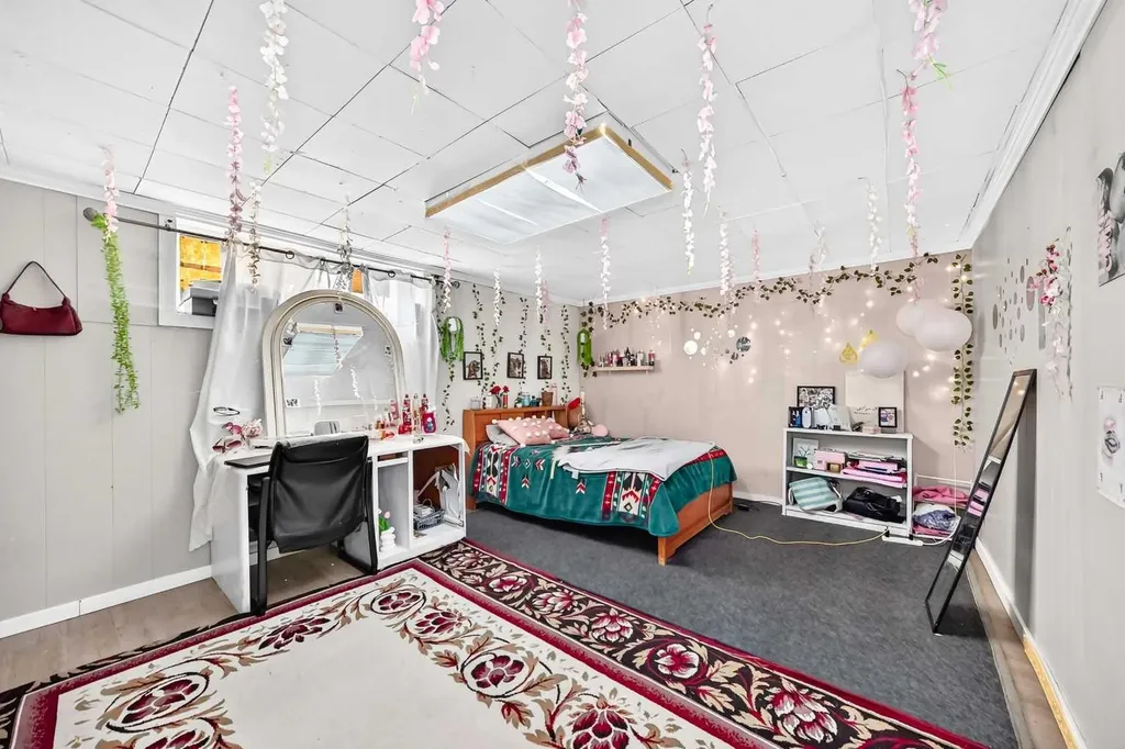 311 72 Avenue NE Calgary AB T2K 0P1