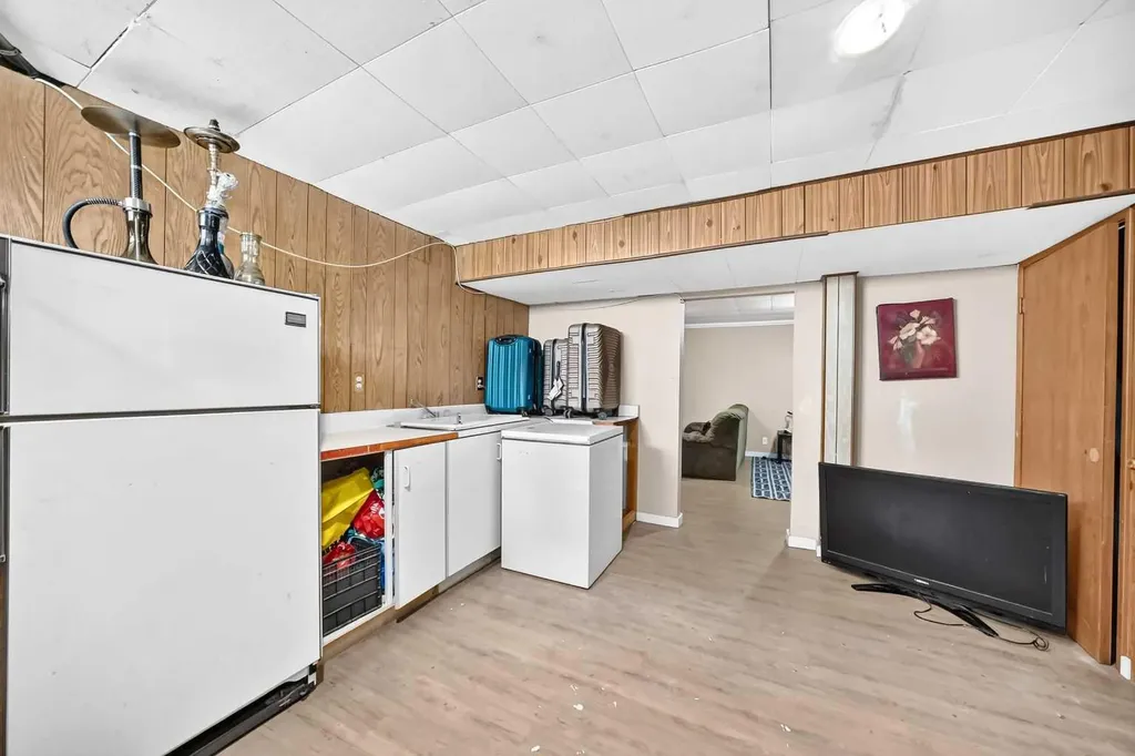 311 72 Avenue NE Calgary AB T2K 0P1