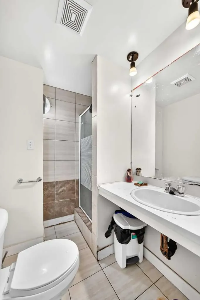 311 72 Avenue NE Calgary AB T2K 0P1