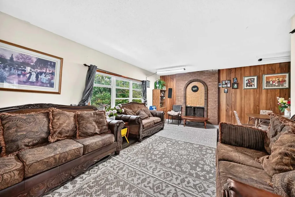 311 72 Avenue NE Calgary AB T2K 0P1
