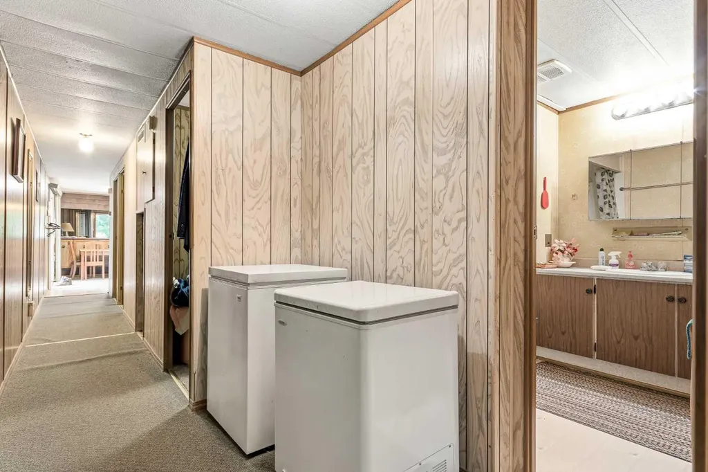 115 1 Street W Lashburn SK S0M1H0