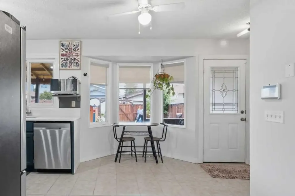 17 Abberfield Crescent NE Calgary AB T2A 6P4