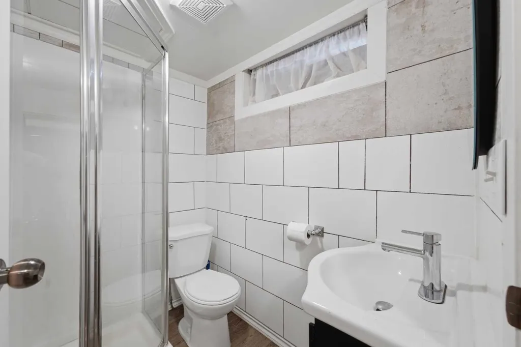 17 Abberfield Crescent NE Calgary AB T2A 6P4