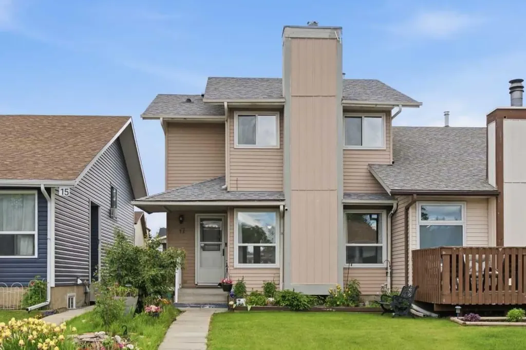 17 Abberfield Crescent NE Calgary AB T2A 6P4