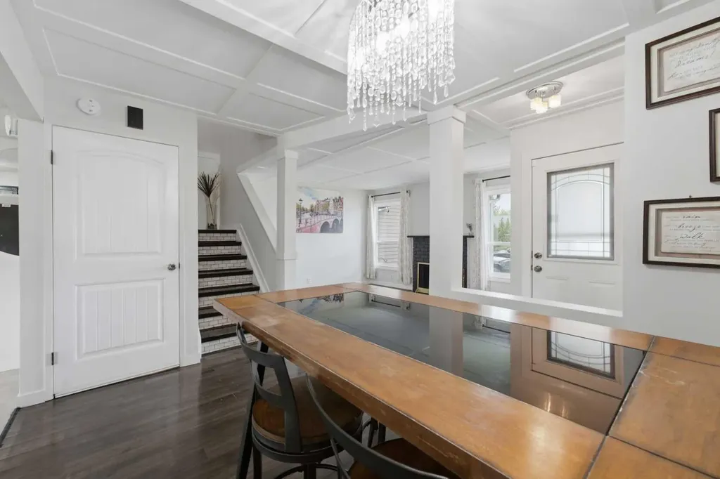 17 Abberfield Crescent NE Calgary AB T2A 6P4