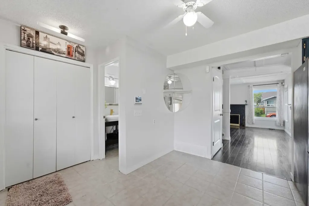 17 Abberfield Crescent NE Calgary AB T2A 6P4