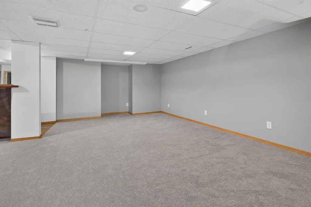 35 Penworth Place SE Calgary AB T2A4G4