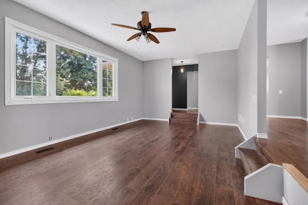 35 Penworth Place SE Calgary AB T2A4G4