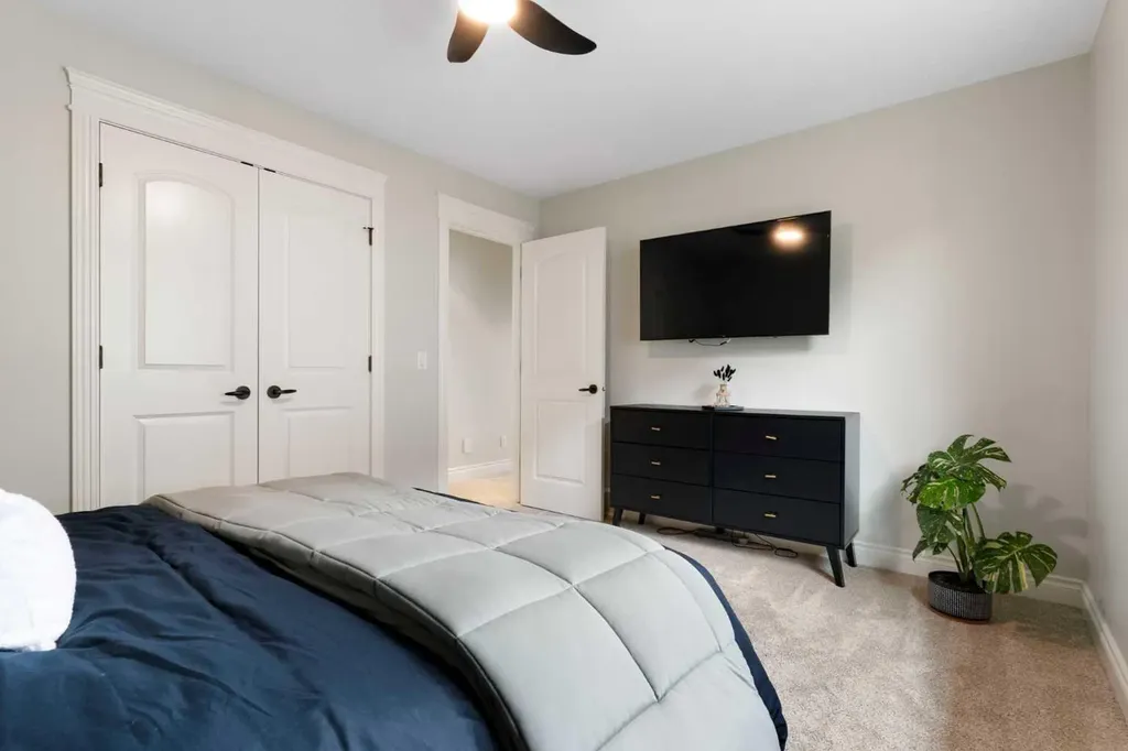 203 Cooperstown Lane SW Airdrie AB T4B 2L2