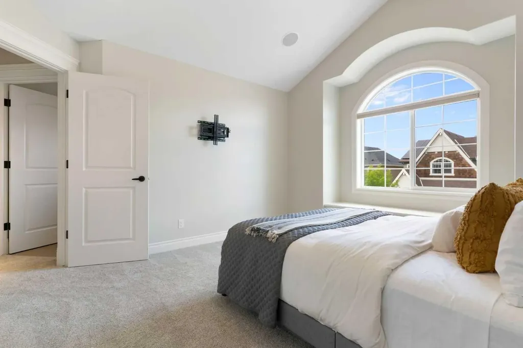203 Cooperstown Lane SW Airdrie AB T4B 2L2