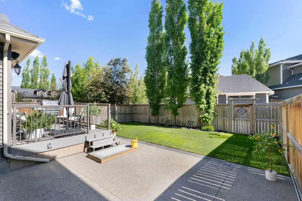 203 Cooperstown Lane SW Airdrie AB T4B 2L2