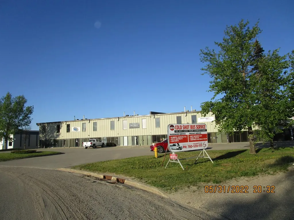 9507 113 Street Grande Prairie AB T8V 5L2