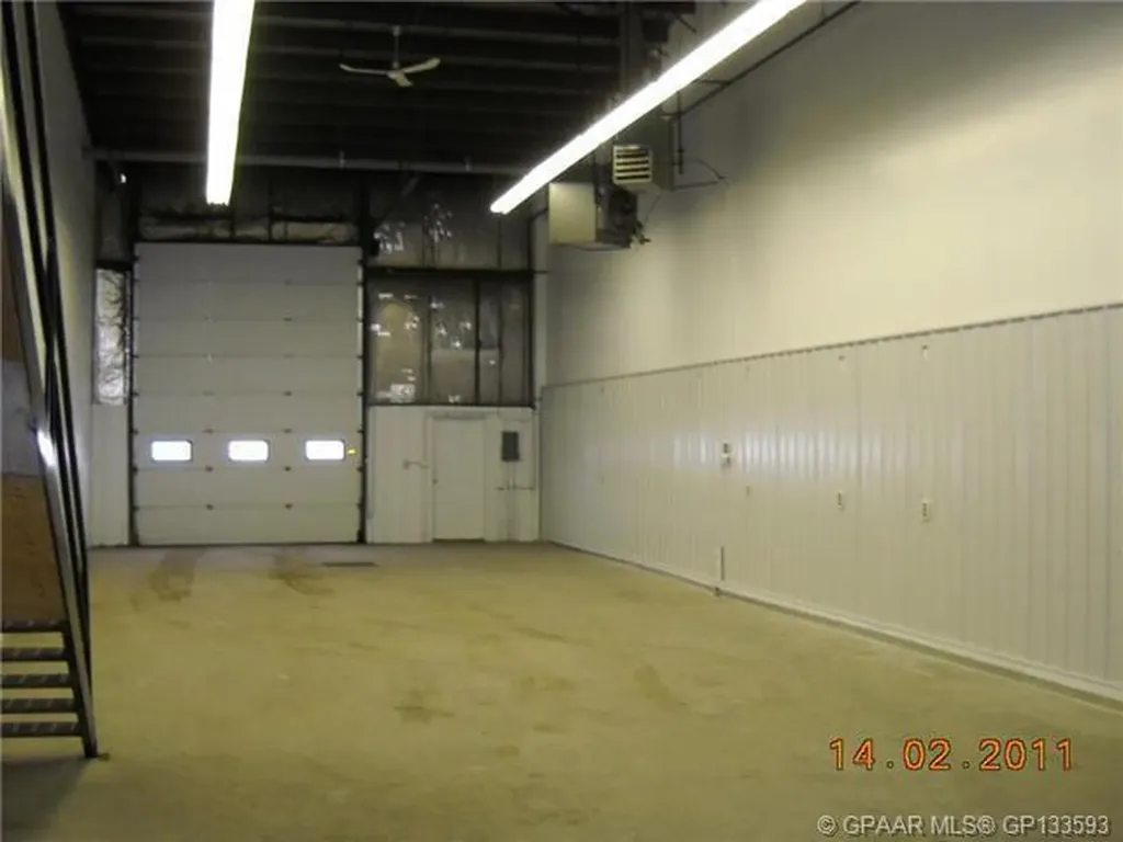 9507 113 Street Grande Prairie AB T8V 5L2