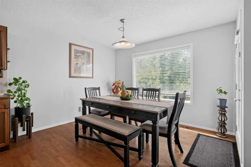 288 Evansbrooke Way NW Calgary AB T3P 1H2
