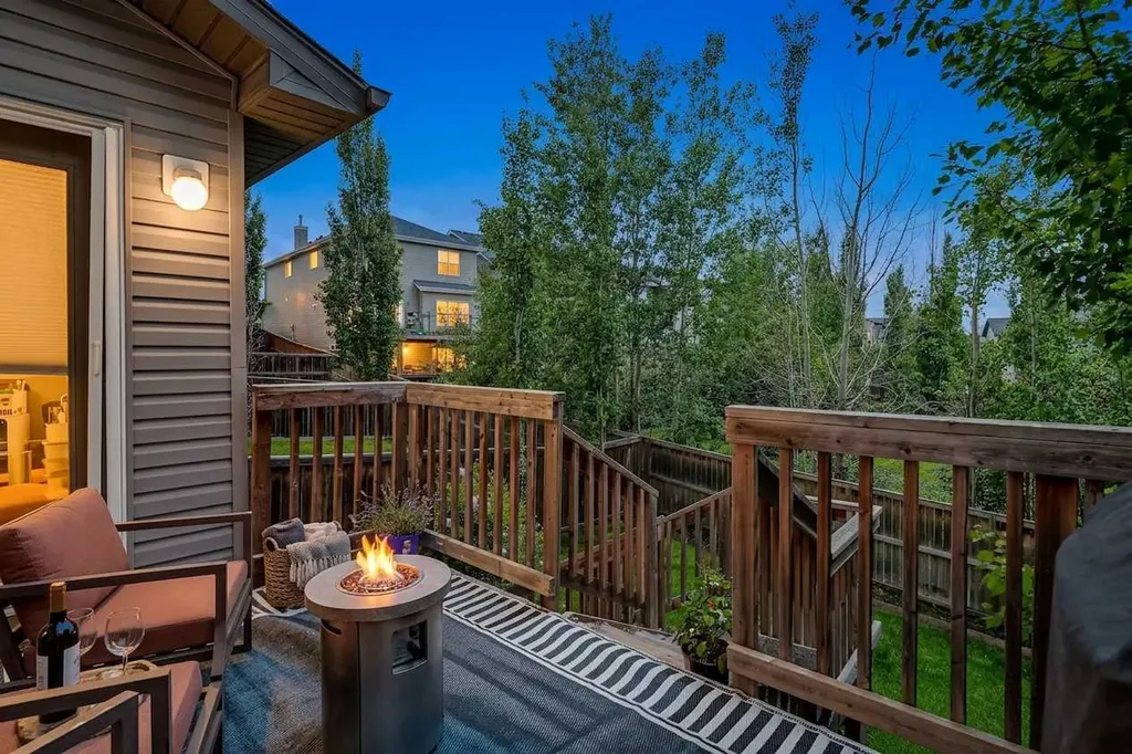 288 Evansbrooke Way NW Calgary AB T3P 1H2