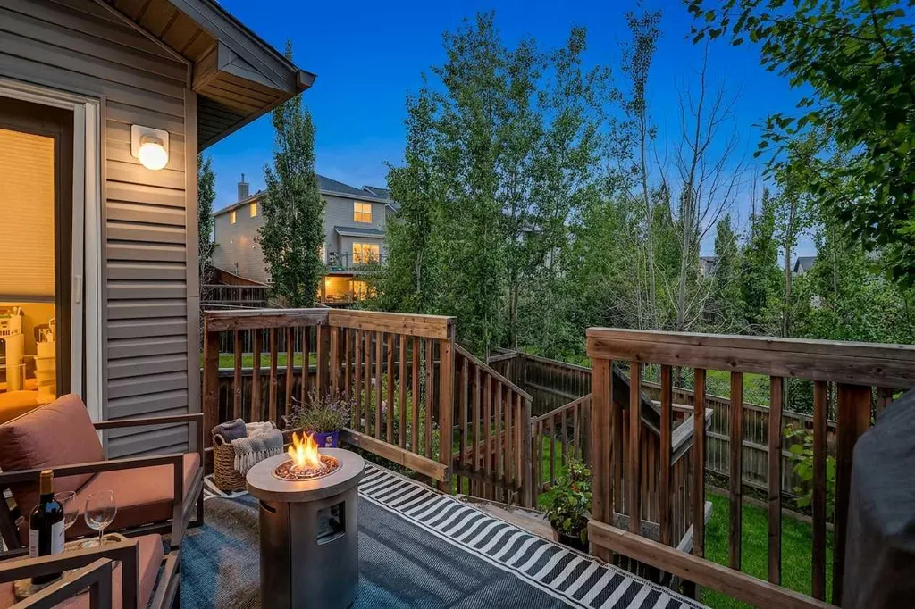 288 Evansbrooke Way NW Calgary AB T3P 1H2