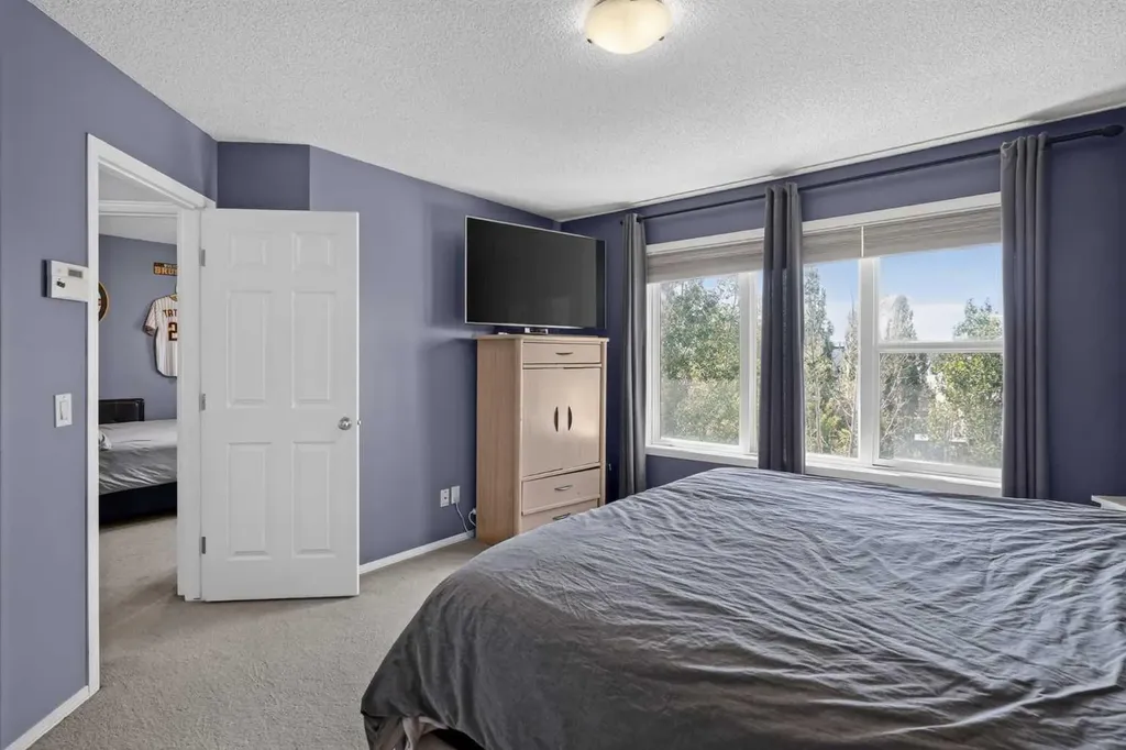 288 Evansbrooke Way NW Calgary AB T3P 1H2