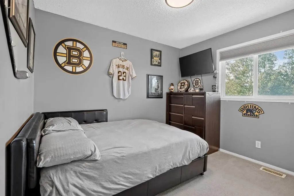 288 Evansbrooke Way NW Calgary AB T3P 1H2