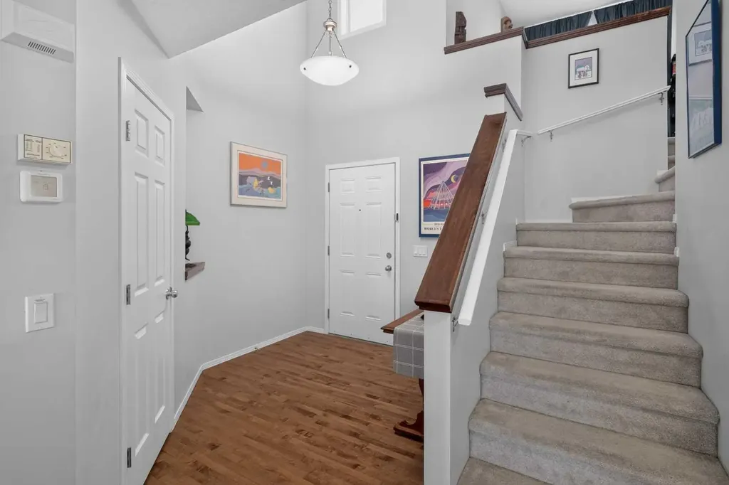 288 Evansbrooke Way NW Calgary AB T3P 1H2