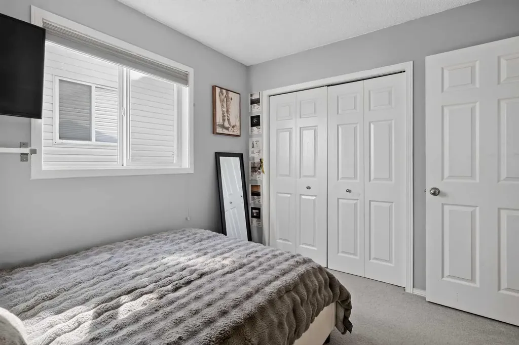 288 Evansbrooke Way NW Calgary AB T3P 1H2