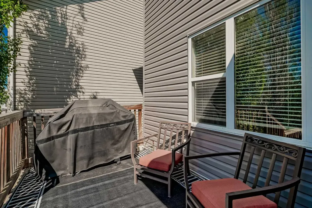 288 Evansbrooke Way NW Calgary AB T3P 1H2