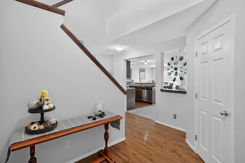 288 Evansbrooke Way NW Calgary AB T3P 1H2