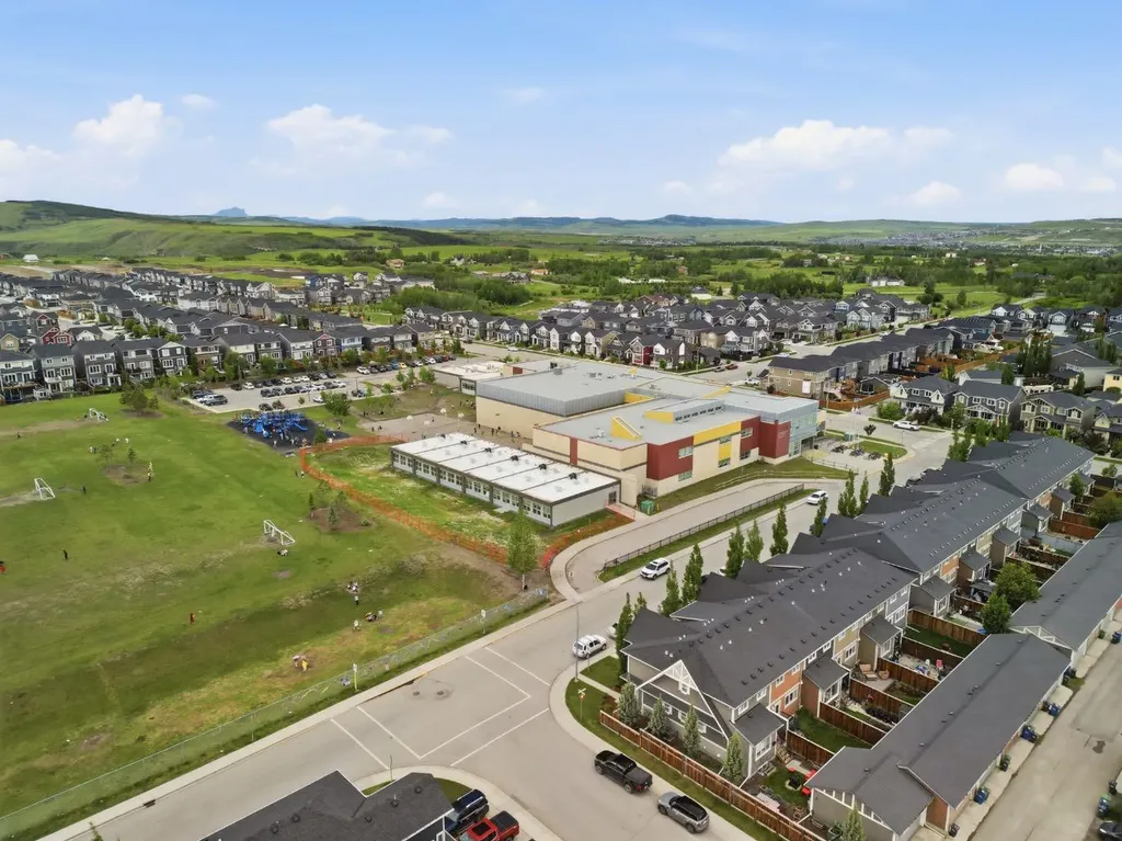 250 Fireside View Cochrane AB T4C2M2