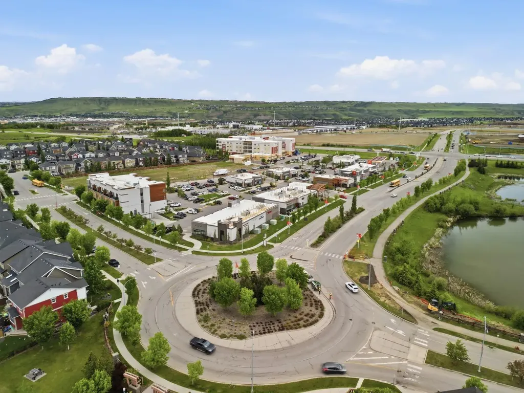 250 Fireside View Cochrane AB T4C2M2
