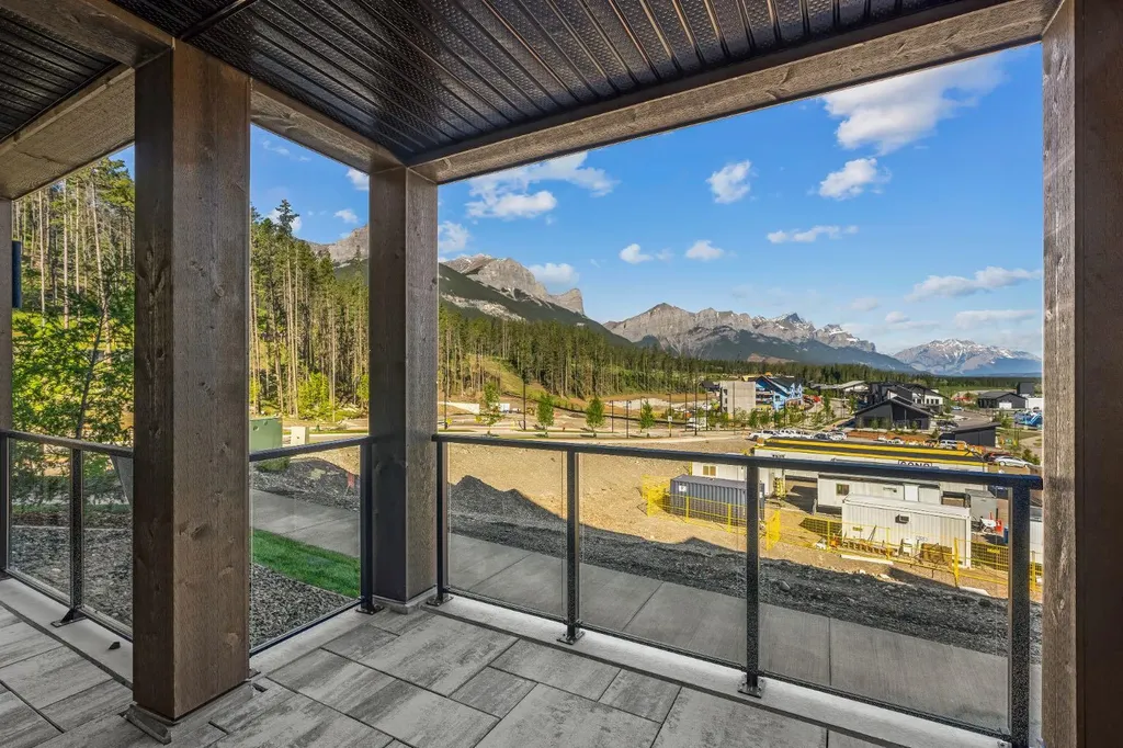 10 Cascade Ridge Canmore AB T1W 0K6