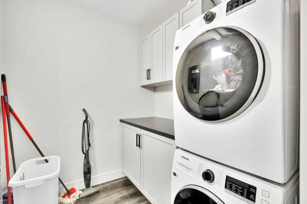 2011 University Drive NW Calgary AB T2N4T4
