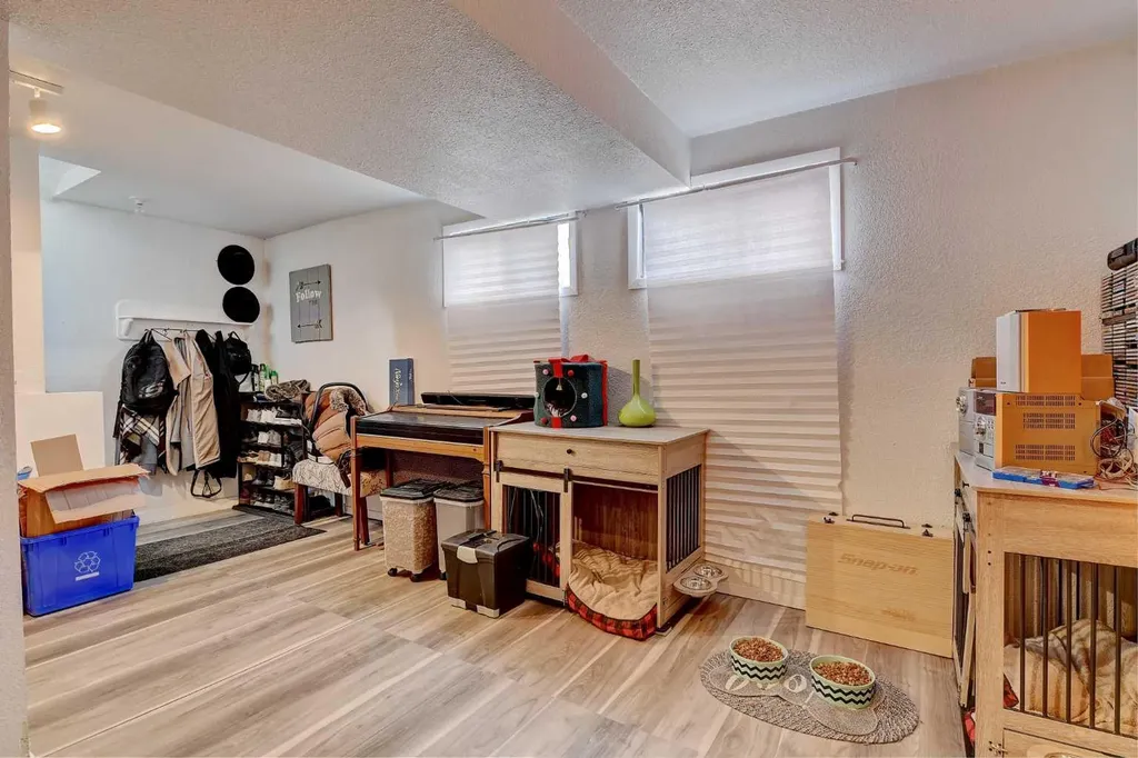 9809 98 Avenue Sexsmith AB T0H3C0