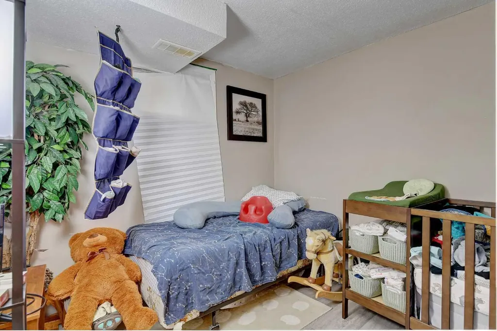 9809 98 Avenue Sexsmith AB T0H3C0